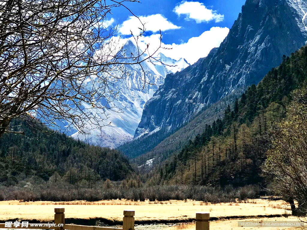 四川稻城亚丁风光