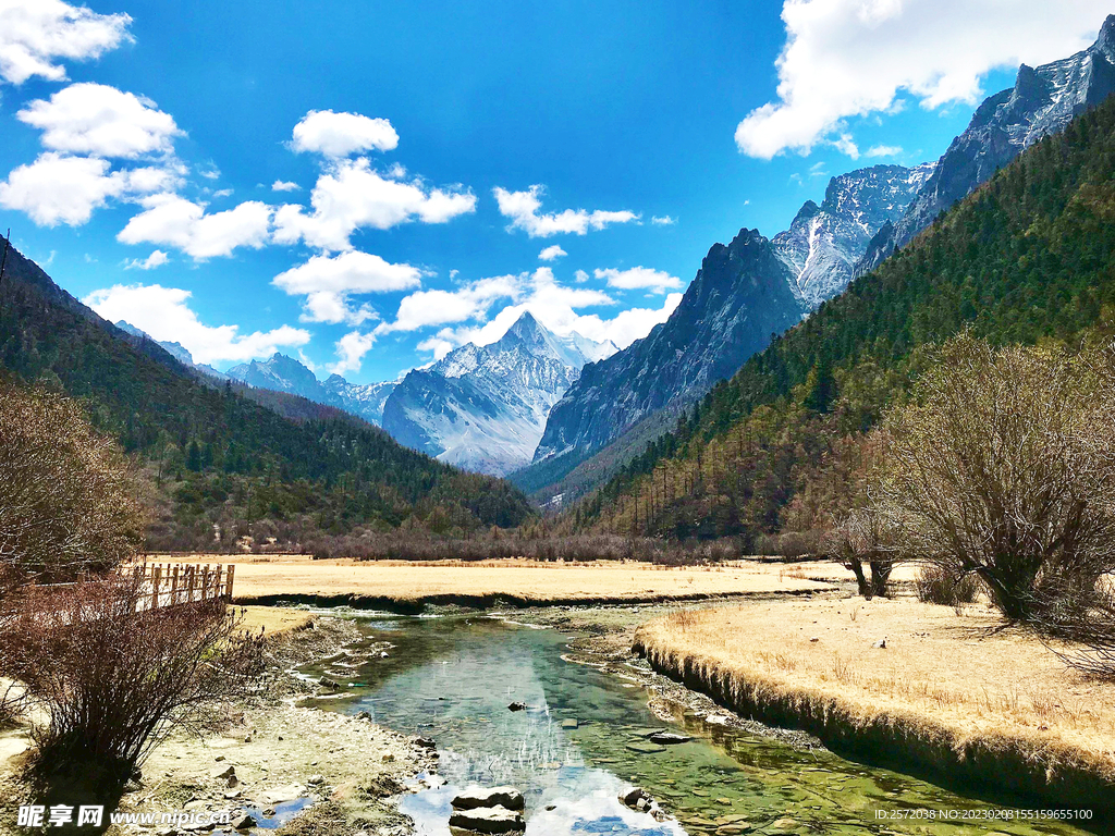 四川稻城亚丁风光