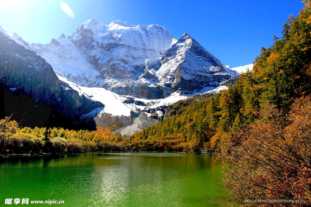 四川稻城亚丁风光