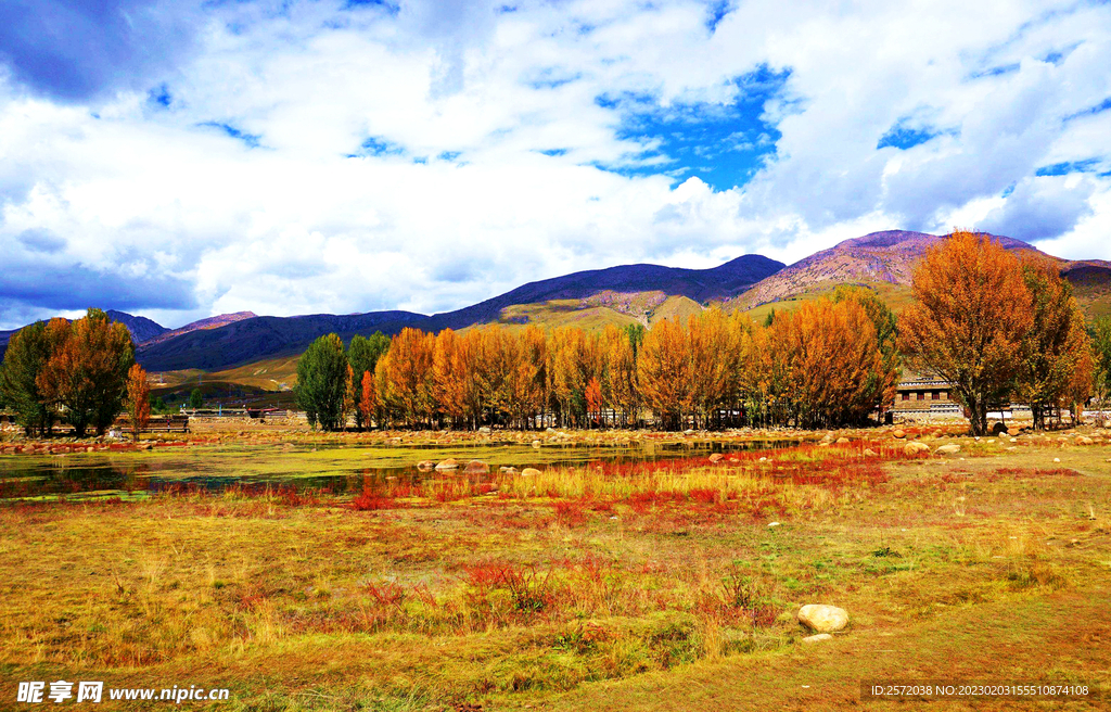 四川稻城亚丁风光