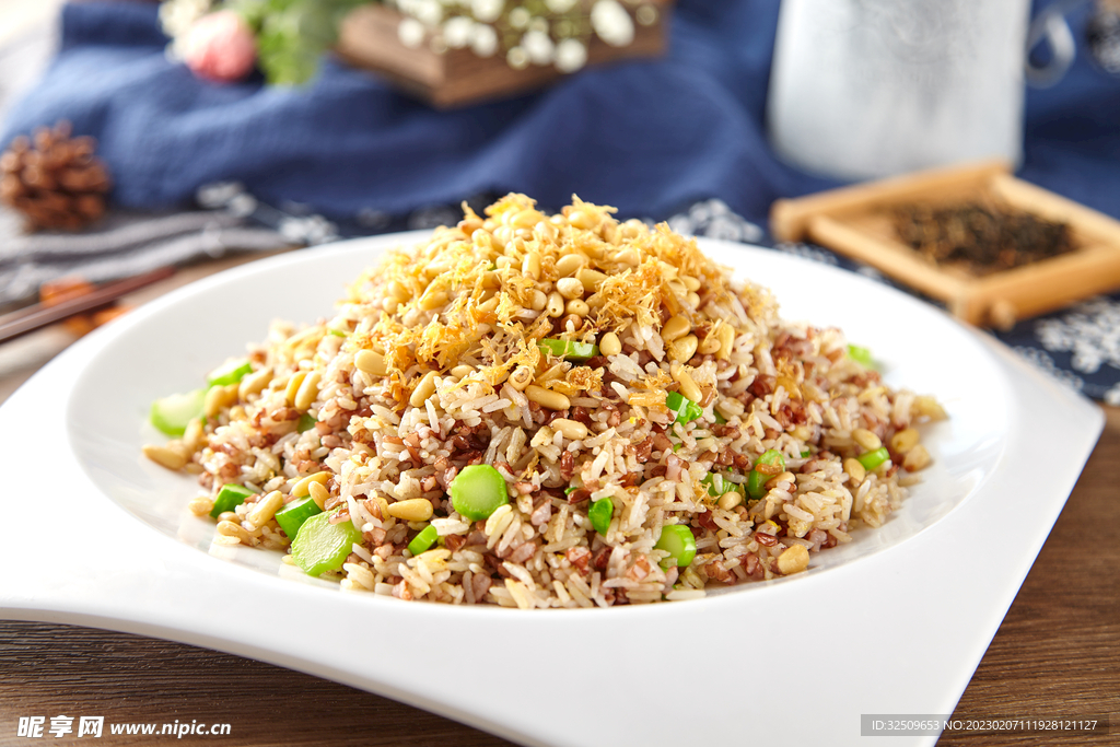 松子炒饭