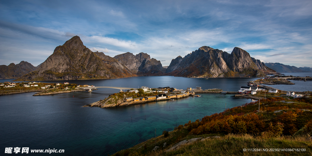 大海岛屿群山自然风光摄影