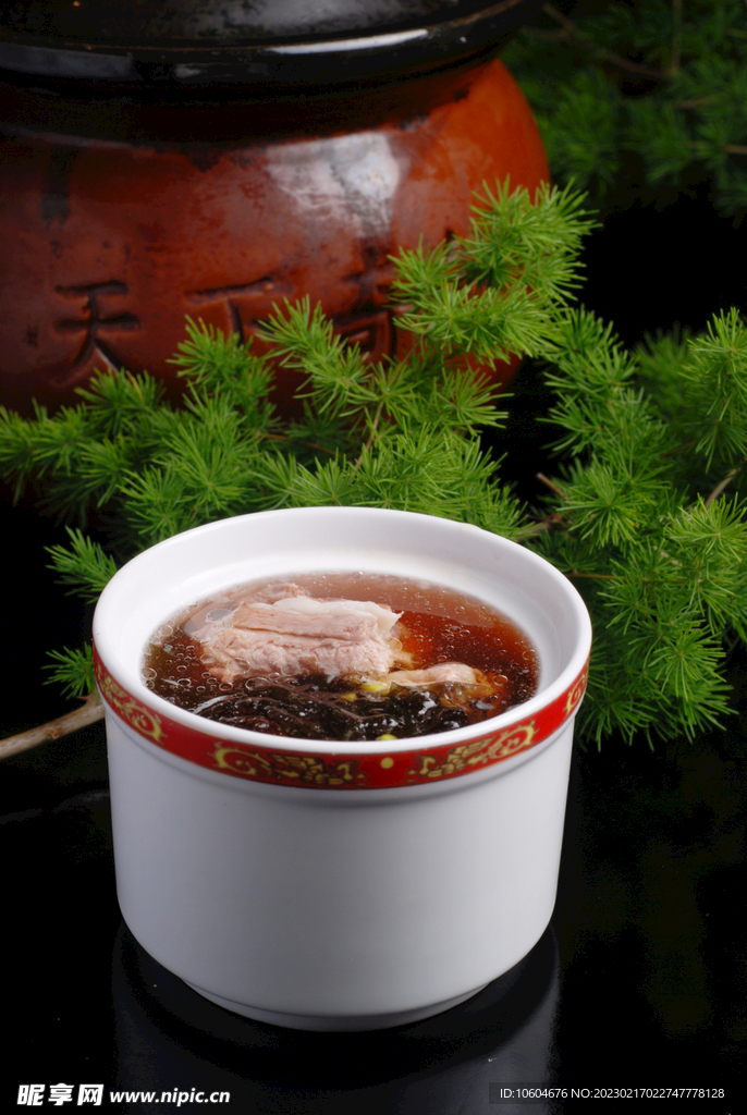 紫菜绿豆煨排骨