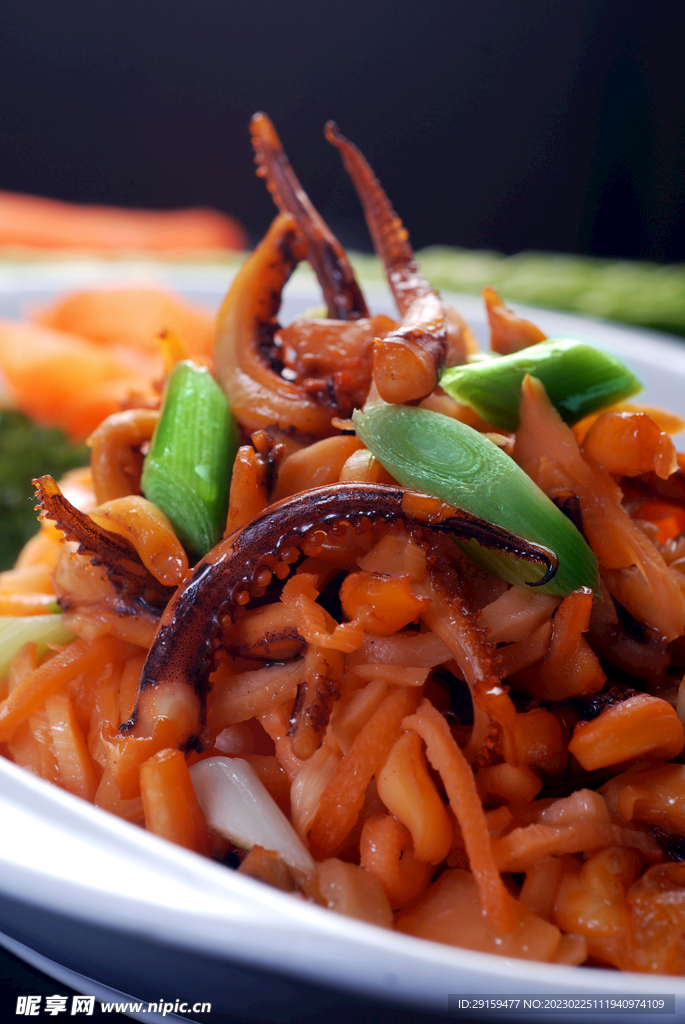 脆笋烧鱿鱼须
