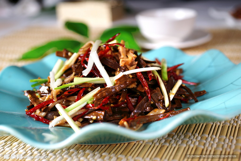 风味烟笋炒肚丝