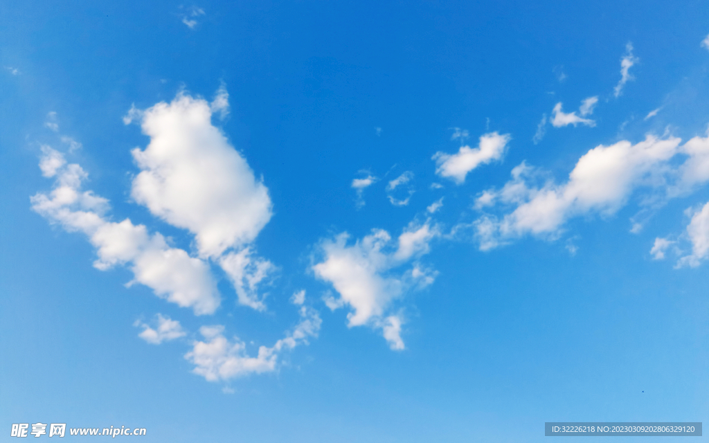 蓝天白云