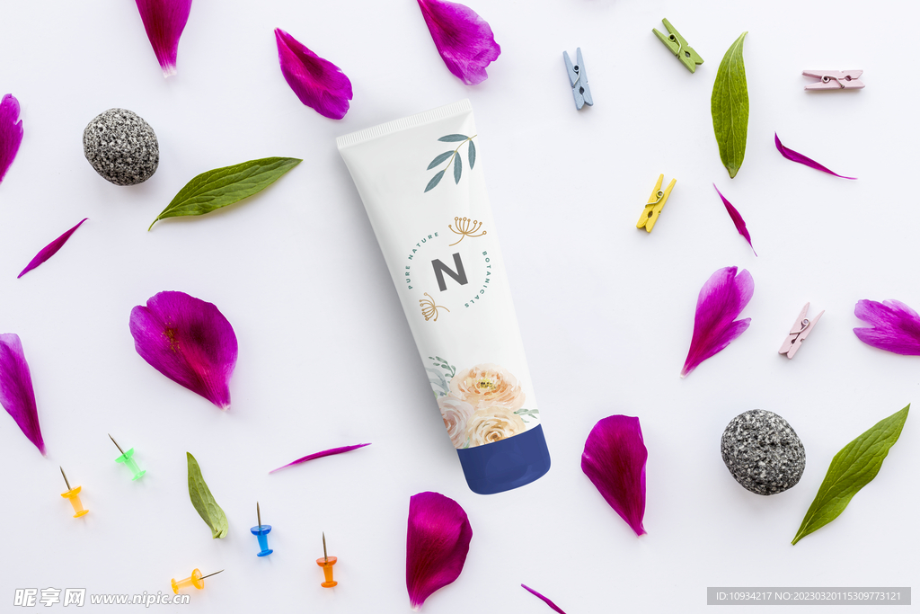 样机 提案 标志 VI 化妆品