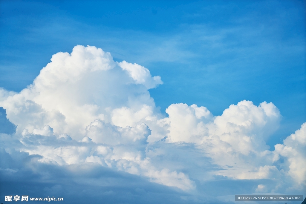 蓝天白云