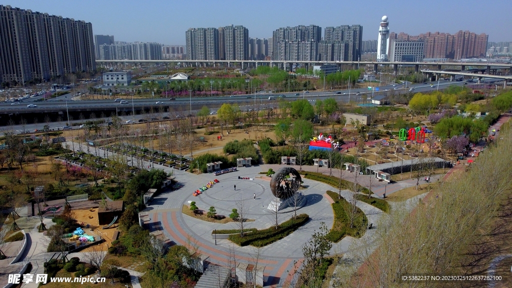 航拍郑州城市春天