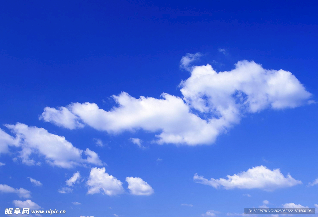 蓝天白云 