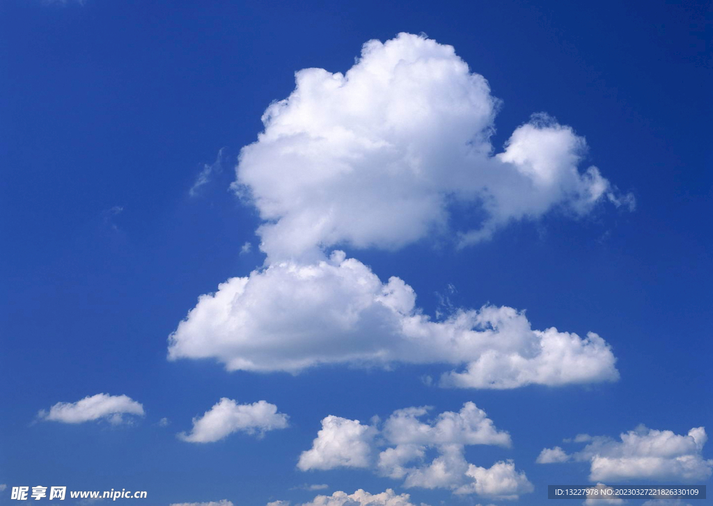 蓝天白云 