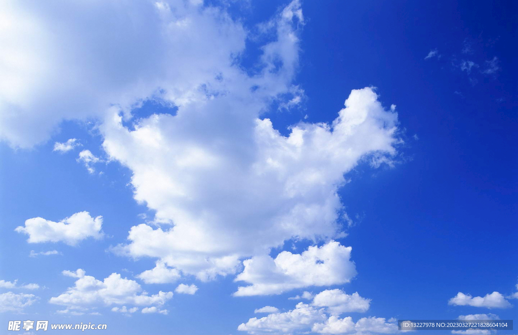 蓝天白云 