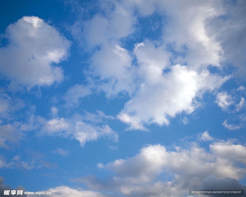 蓝天白云
