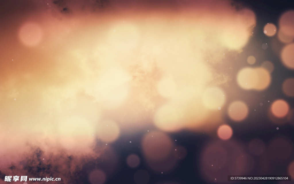 金色黄昏天空柔和光晕背景图