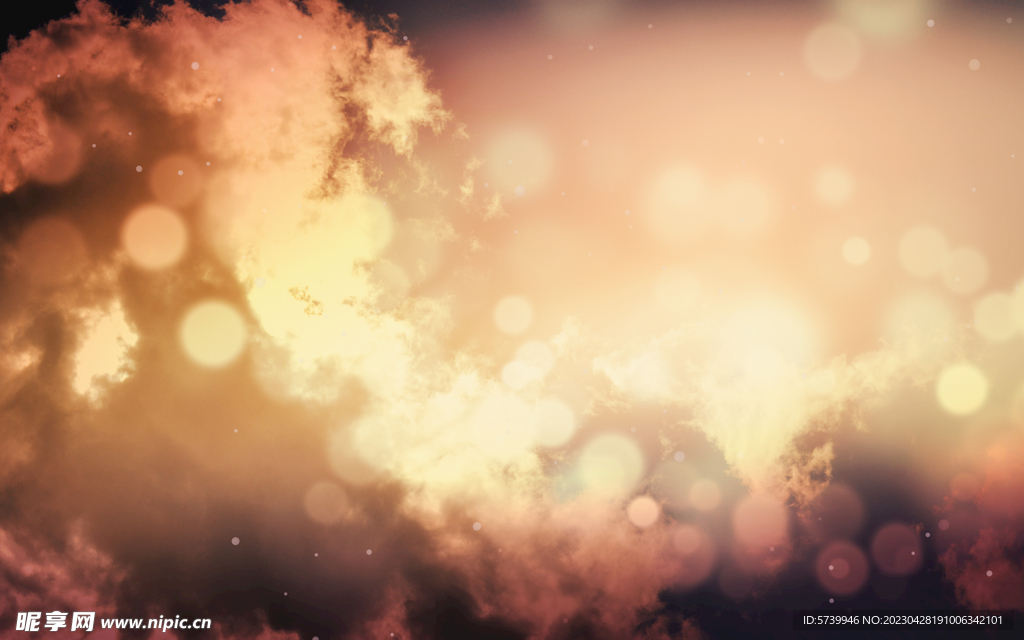 金色黄昏天空柔和光晕背景图