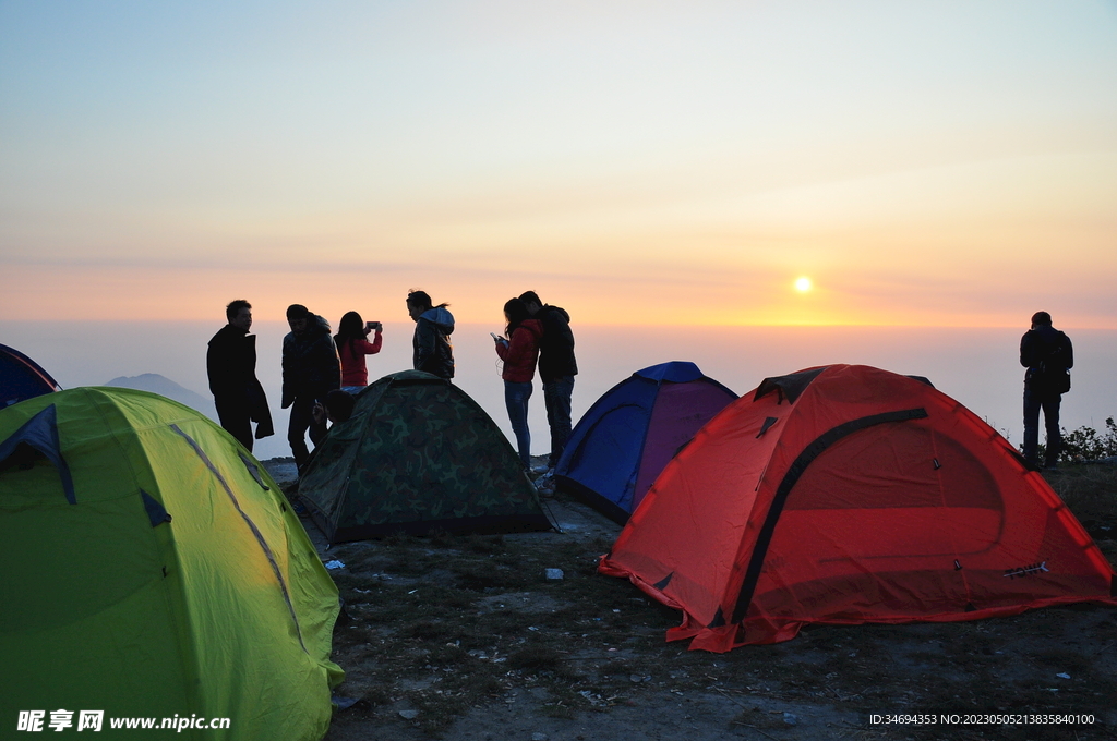 户外露营旅游