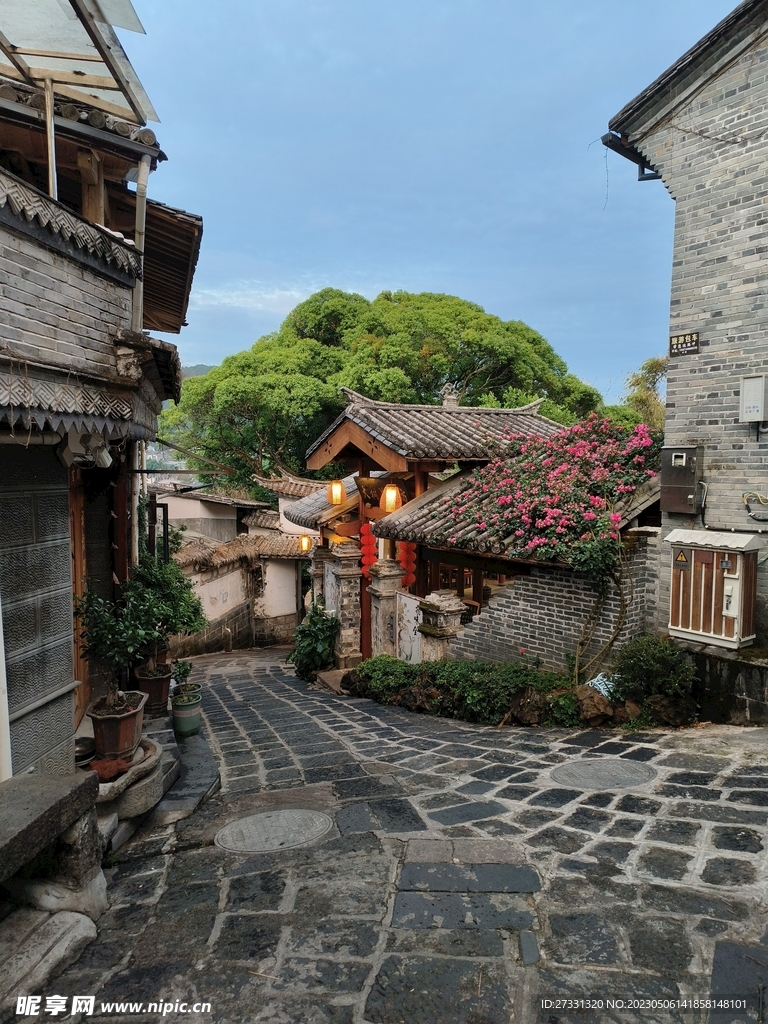 云南腾冲和顺古镇巷子