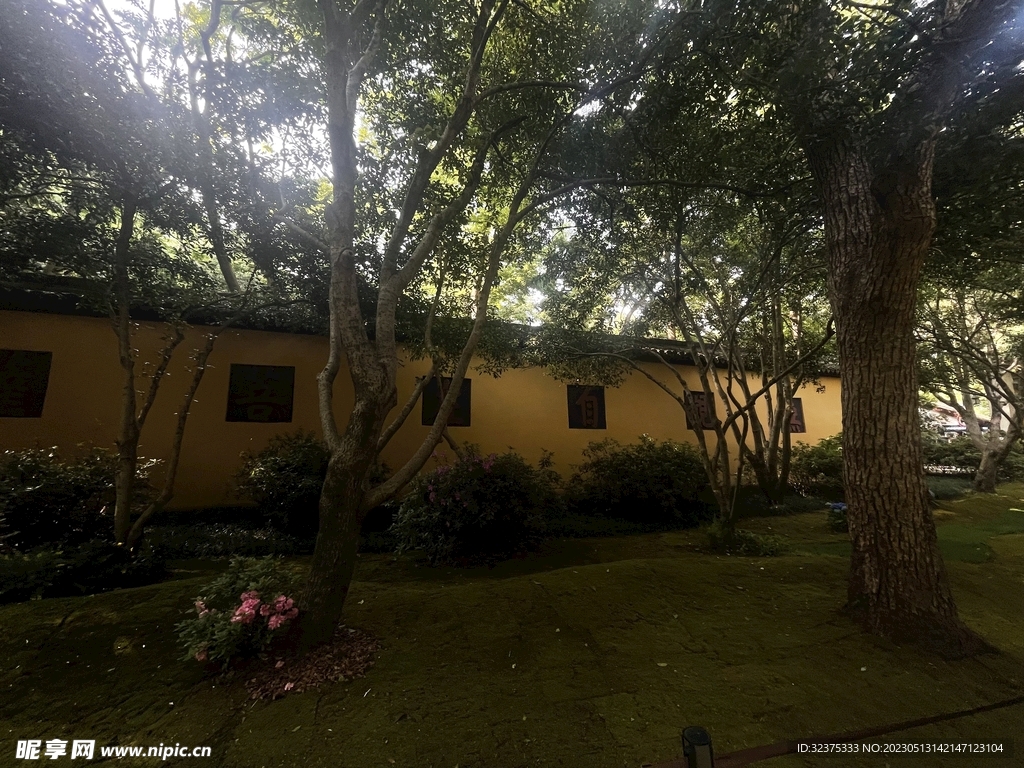 灵隐寺寺院围墙