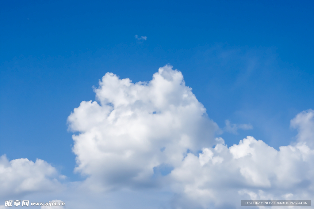 蓝天白云