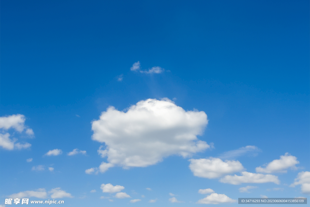 蓝天白云