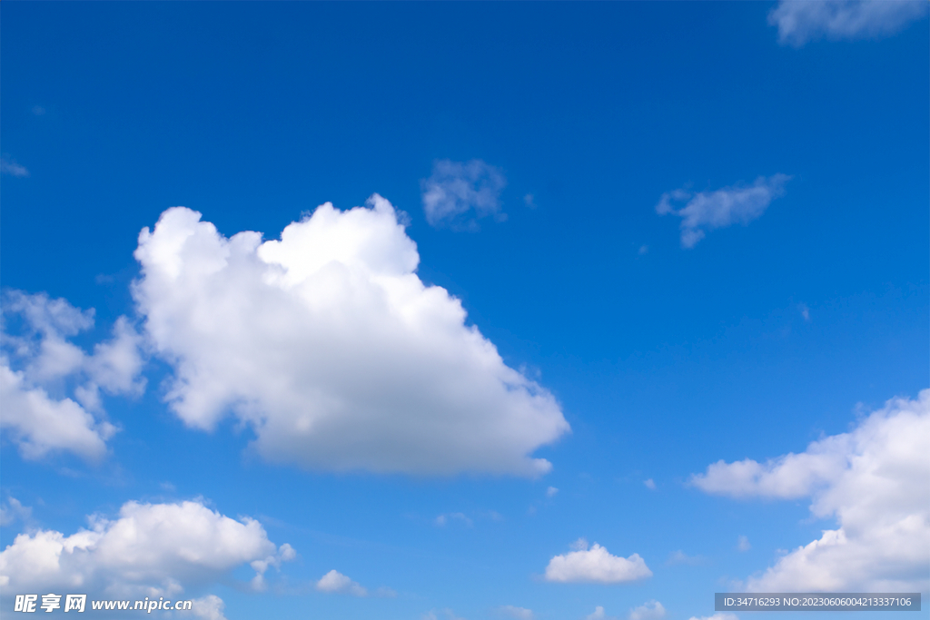 蓝天白云