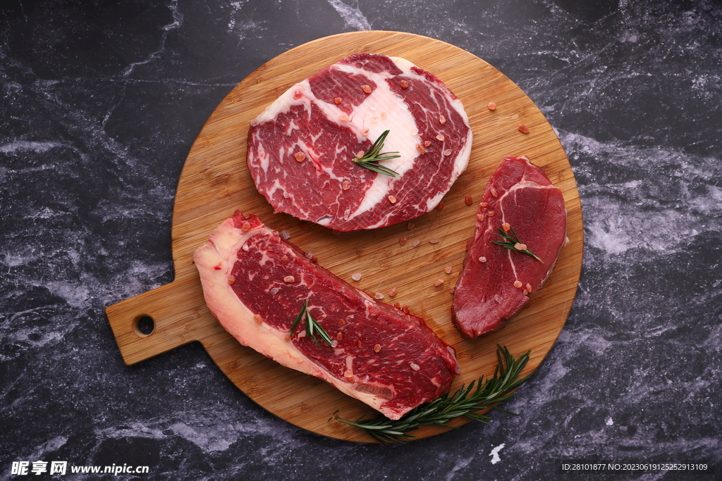 新鲜牛排