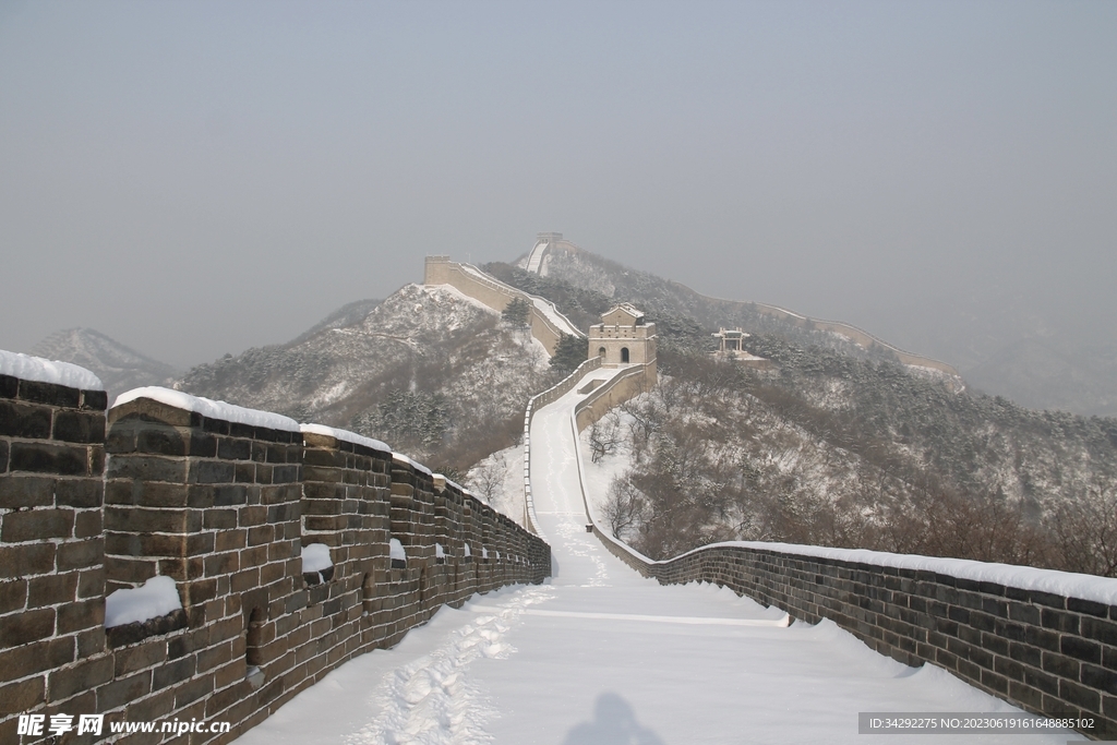下雪长城