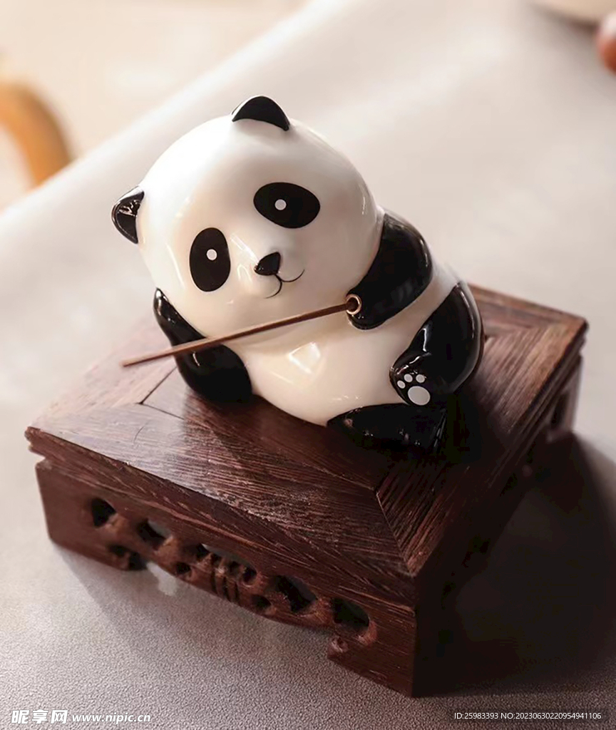 熊猫玩偶