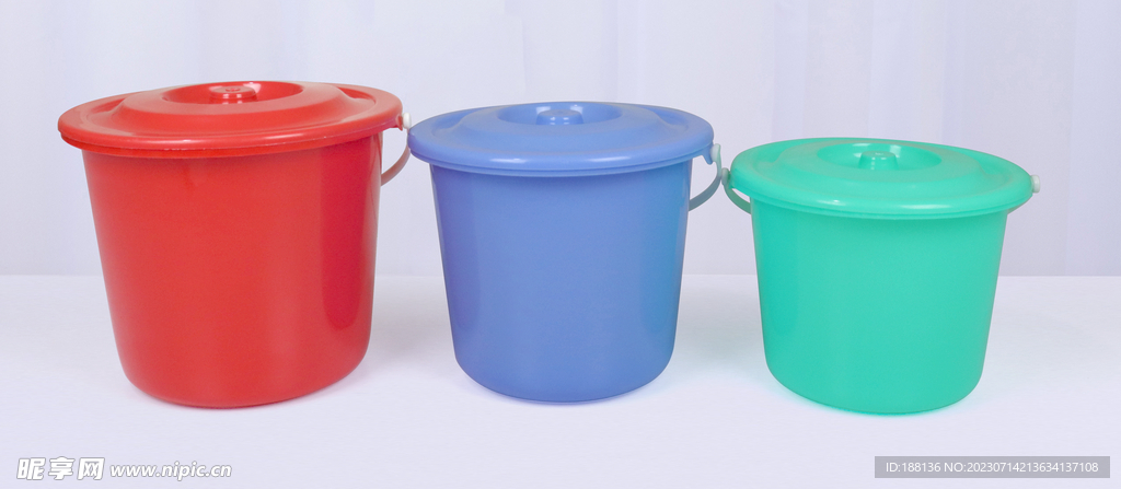 塑料水桶