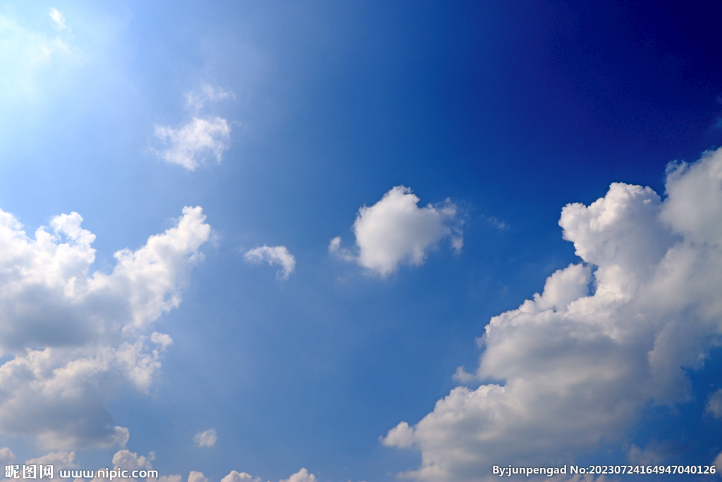 蓝天白云