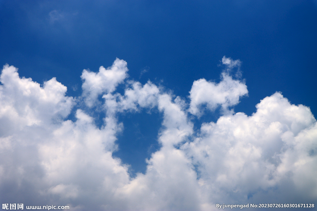 蓝天白云