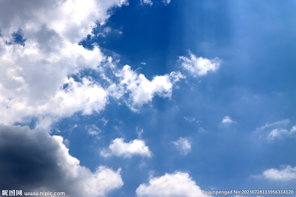 蓝天白云