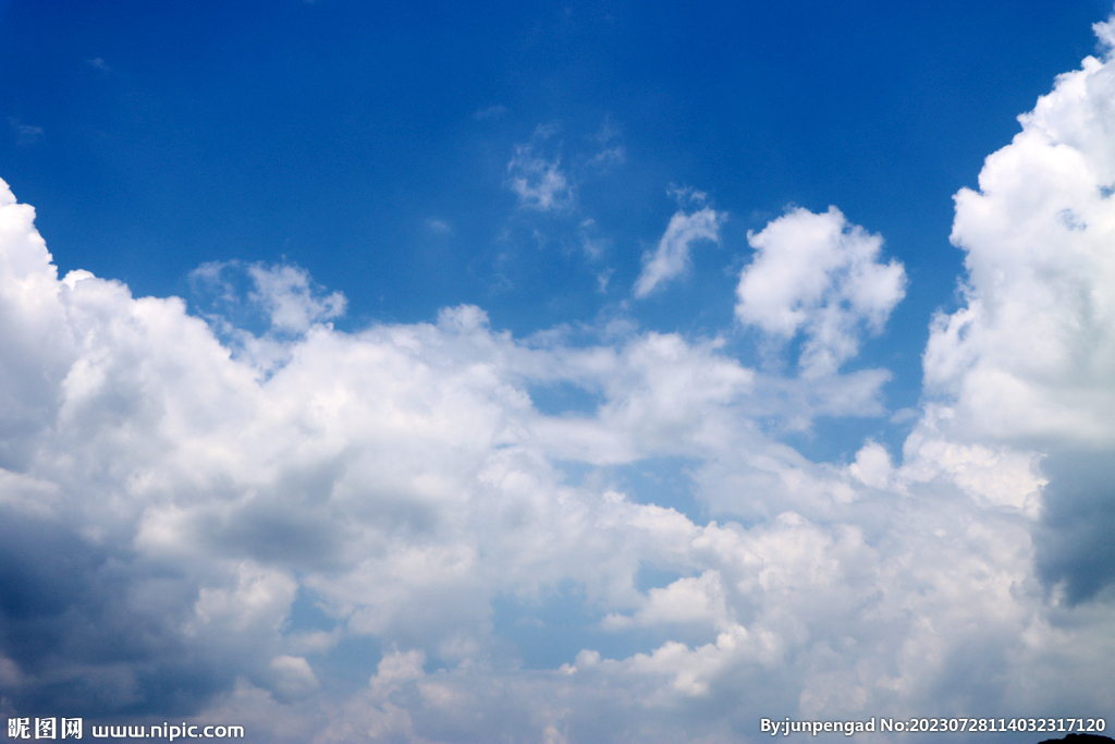 蓝天白云