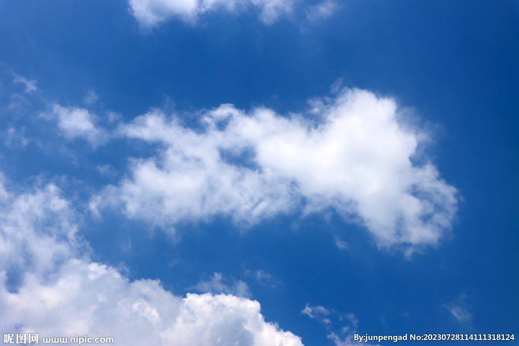 蓝天白云