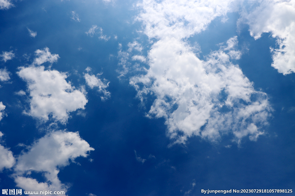 蓝天白云