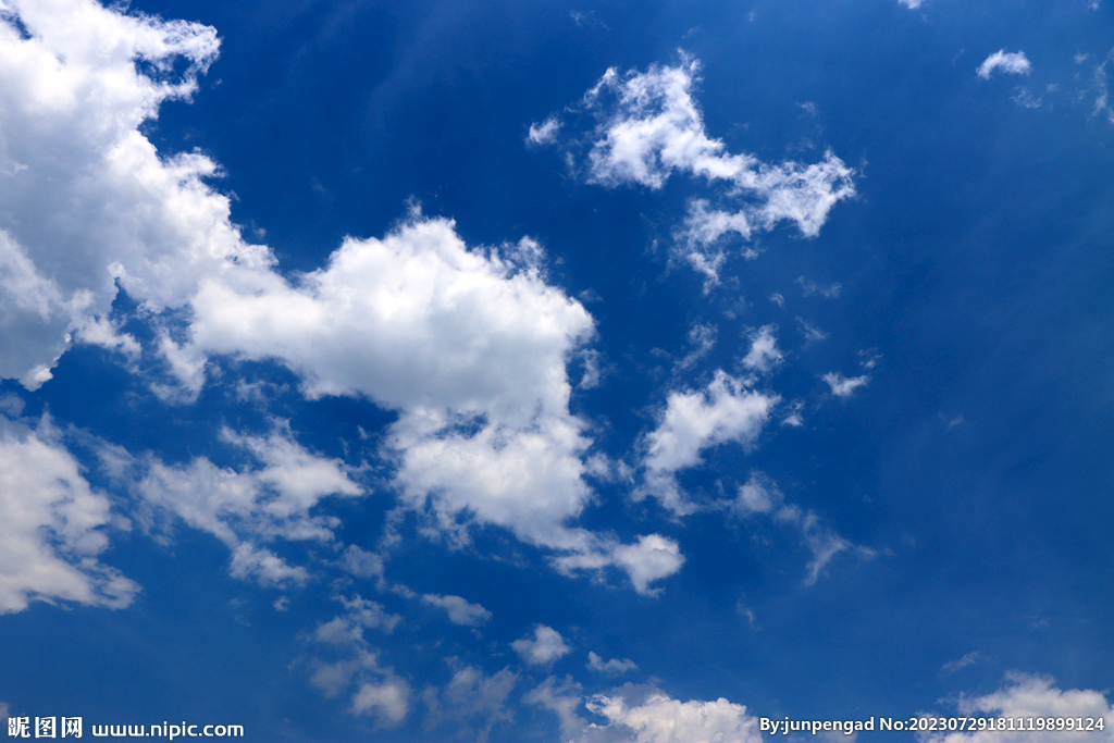 蓝天白云
