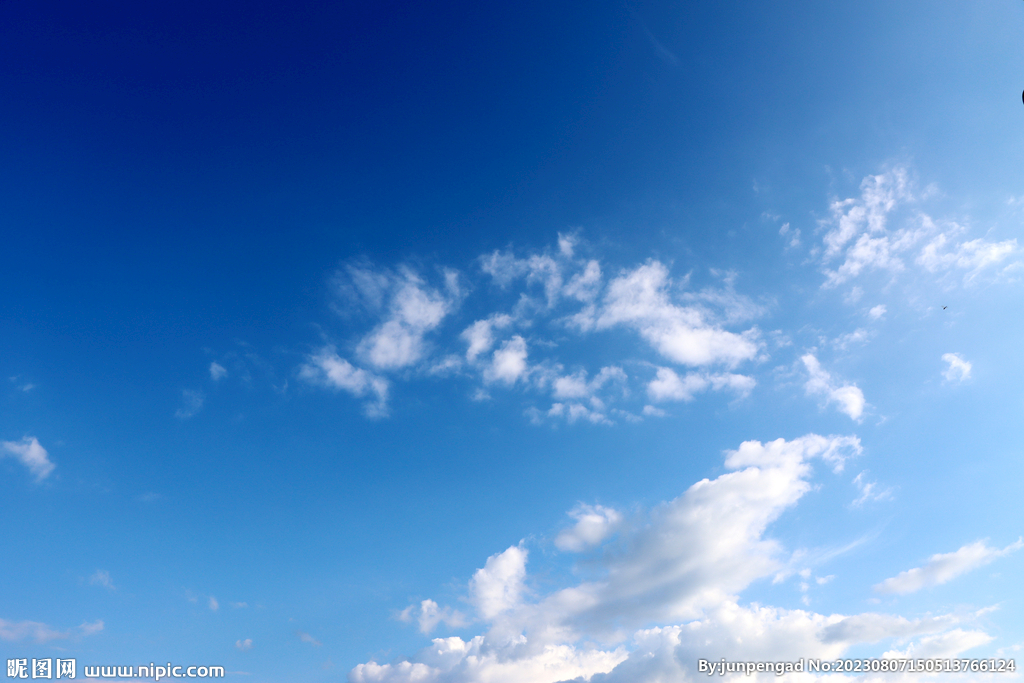 蓝天白云