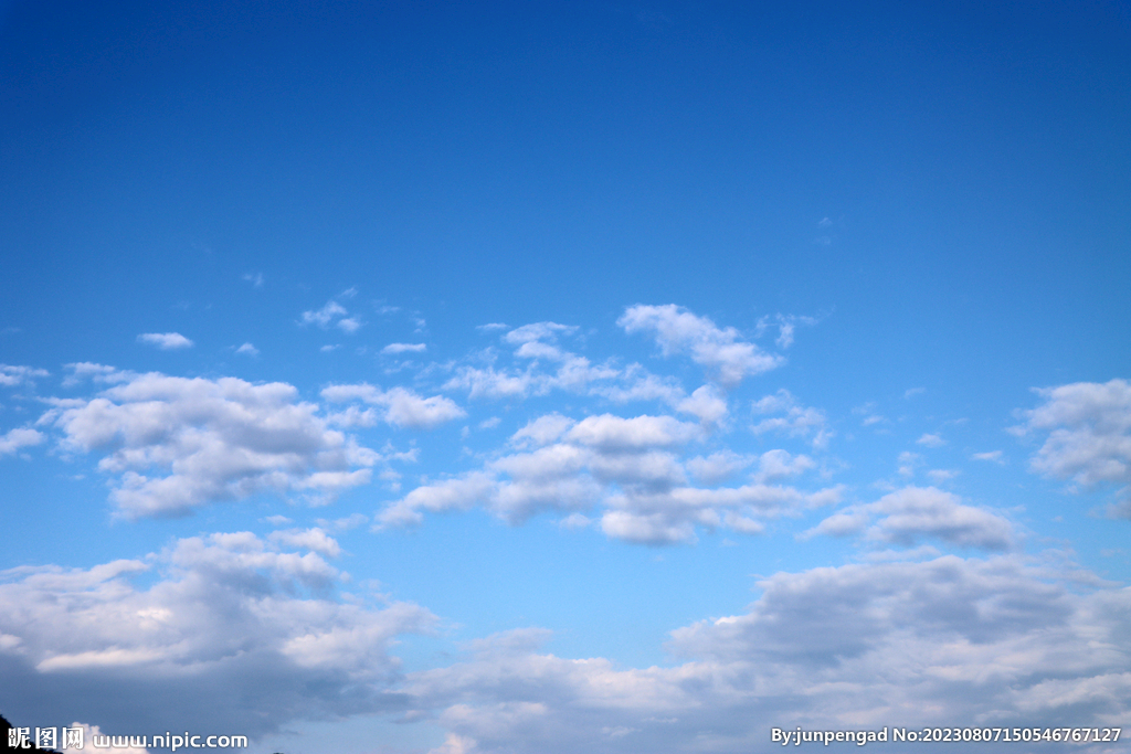 蓝天白云
