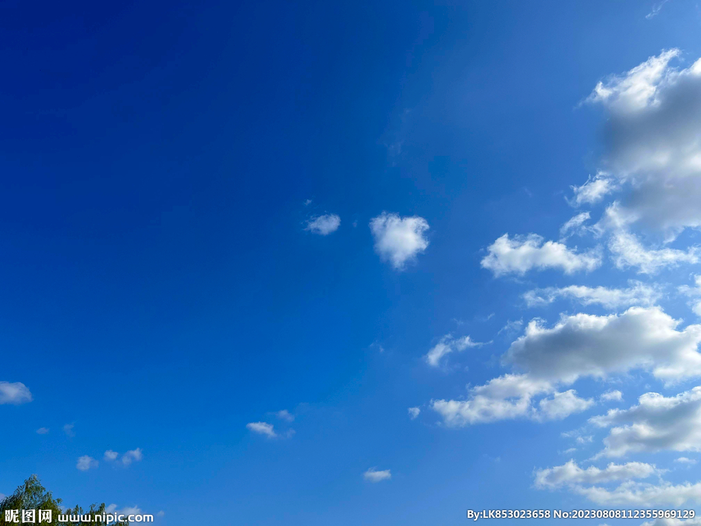 蓝天白云