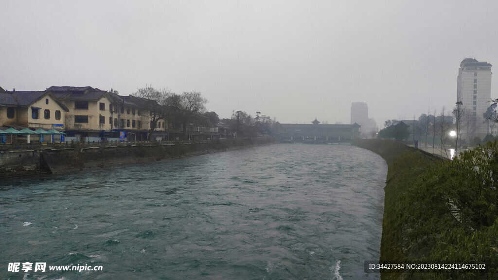 都江堰江景