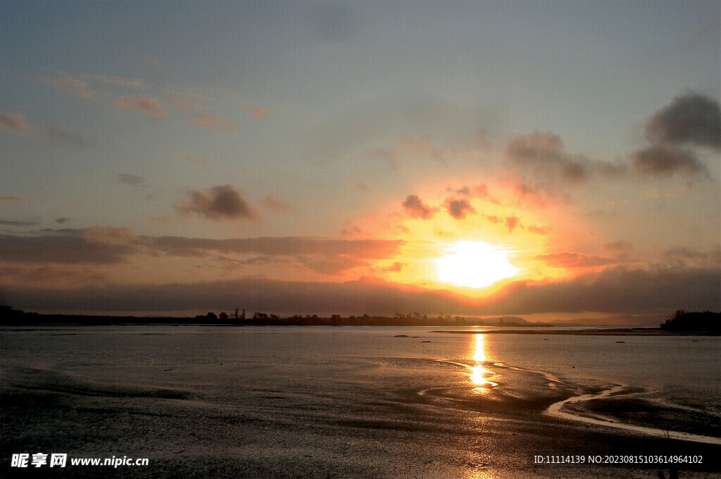 新西兰海边日落风光