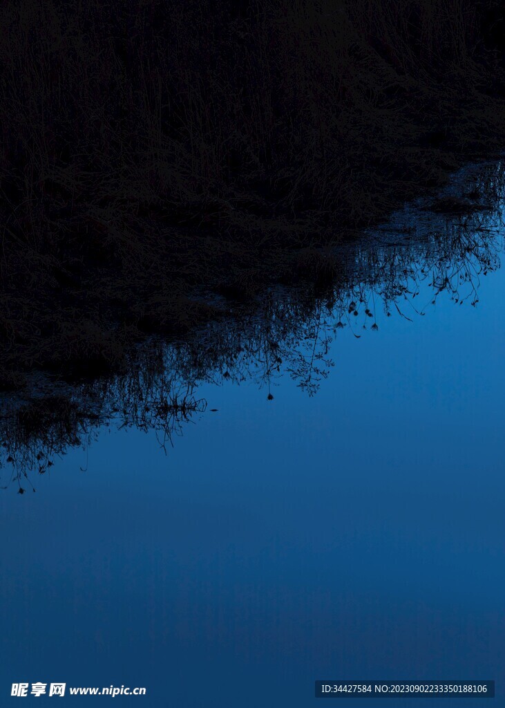 湖边倒影素材