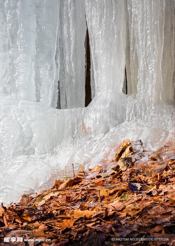 瀑布冰挂