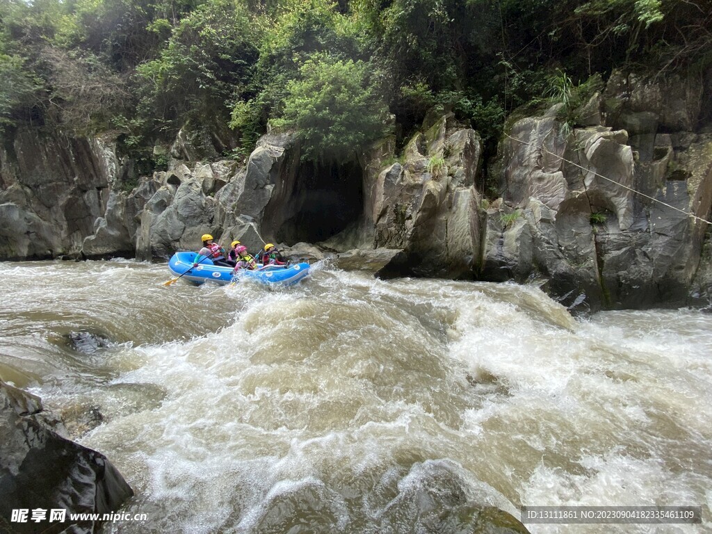五排河 皮划艇 漂流 体育旅游