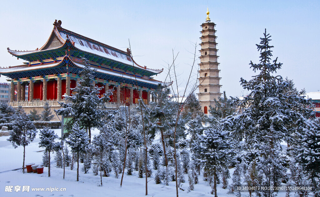 武威鸠摩罗什寺雪景