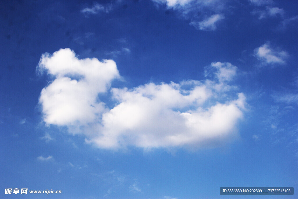 蓝天白云