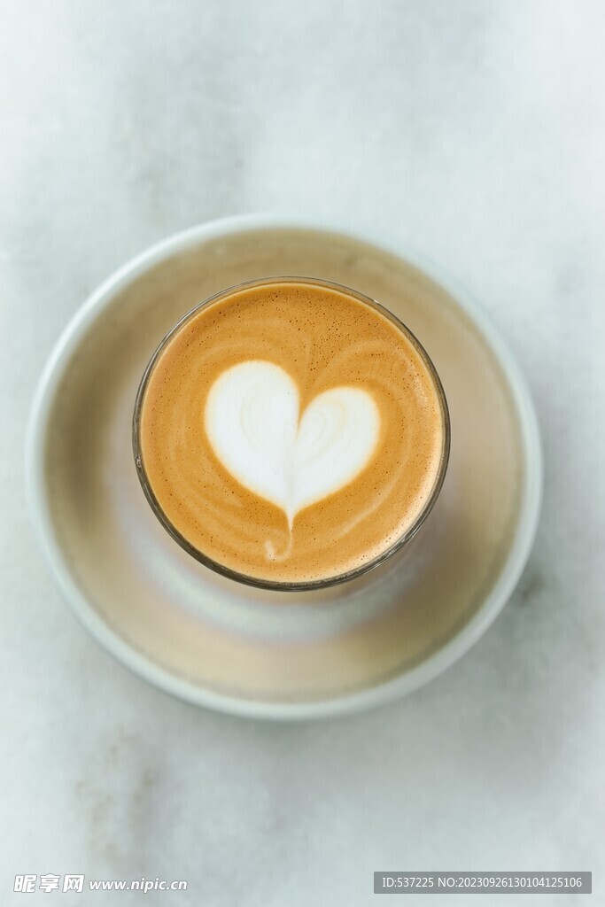 拉花心形咖啡