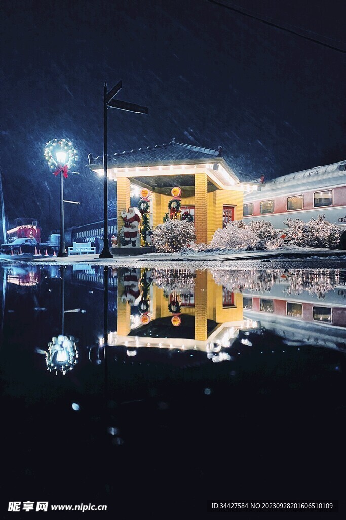 圣诞气氛的油站