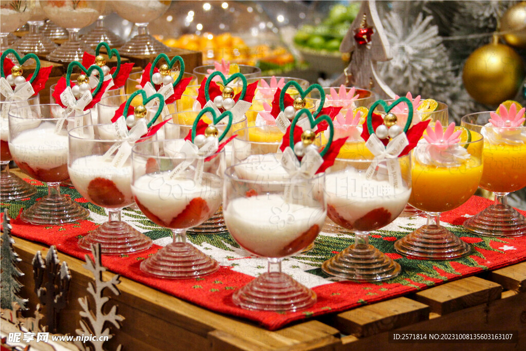 圣诞节杯子蛋糕