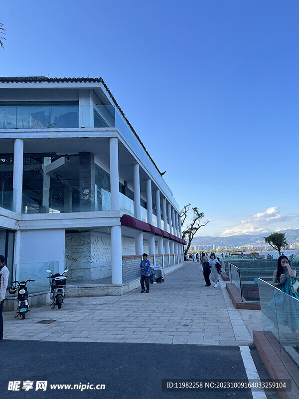 西昌黑天鹅咖啡馆